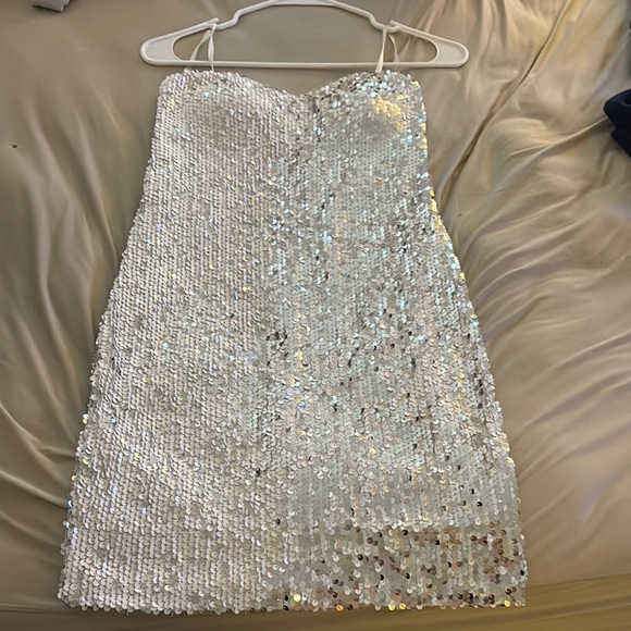 Lily Rose Dresses & Skirts - Lily Rose Strapless Sequin Dress